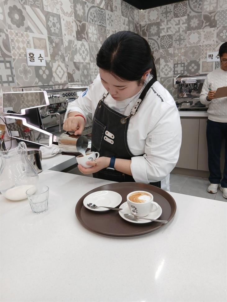 [커피바리스타] 산업체 요구기반 민간 자격 취득 지원 프로그램