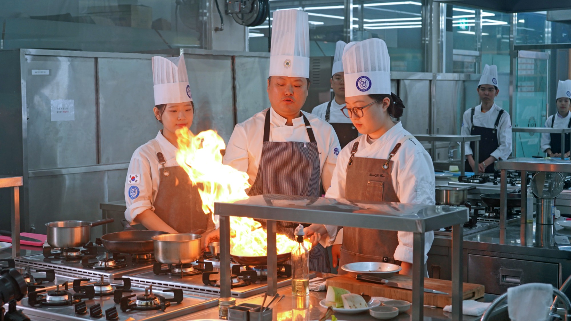 MAIN_LIM_FIRE04.jpg