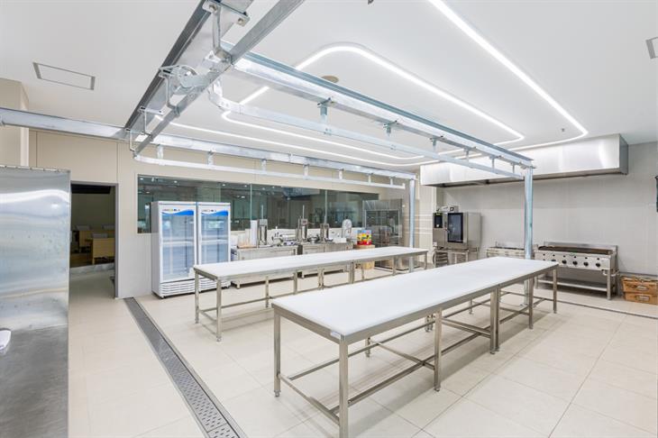 FOOD TECH LIVING LAB